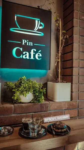 Pin cafe