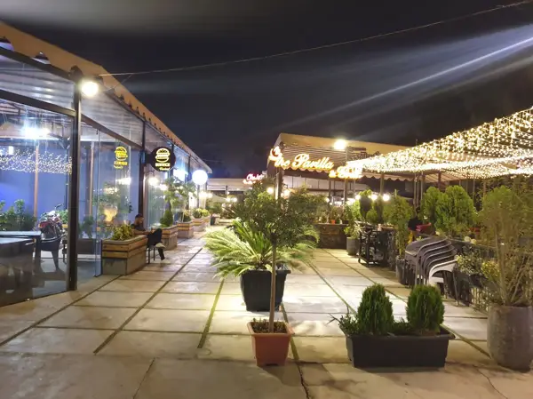  Chalet cafe