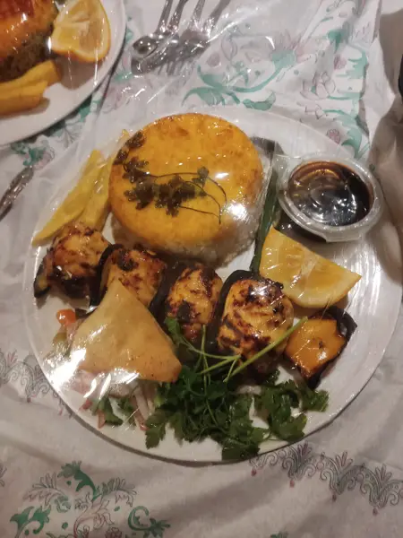  رستوران سه کاج