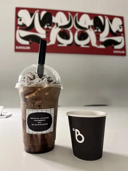  کافه بلک شوگر (Black Sugar)