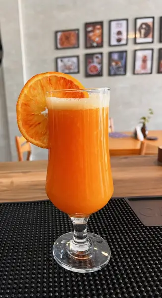 کافه صبحانه دژ