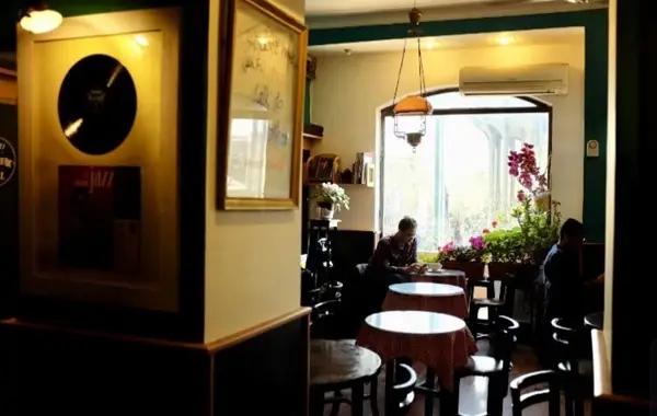 Gramophone Cafe
