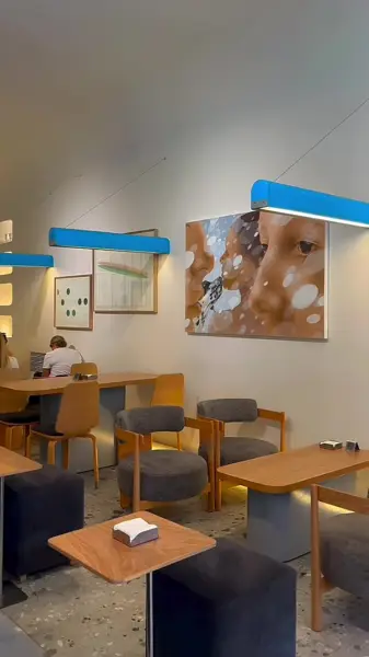  کافه و بیکری پراگ سعادت‌آباد (Prague)