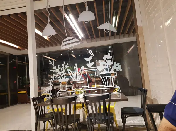 Patiss Cafe Bakery | نان کافه پاتیس