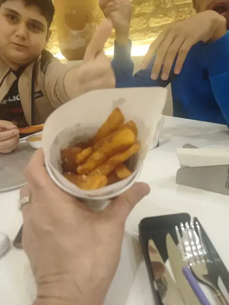  کافه رستوران گریلا Grilla cafe and restaurant