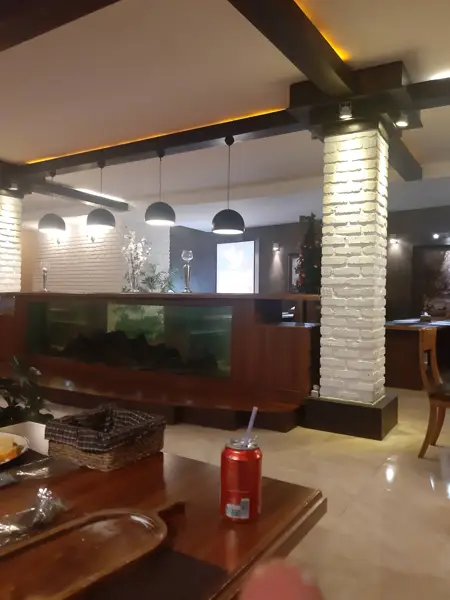 رستوران ژوانى