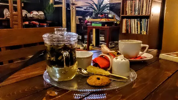  Café Roman / کافه رمان