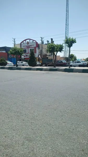 کافه قنادی بلوط