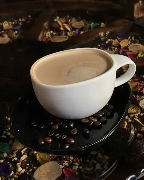  کافه دنج cafe denj