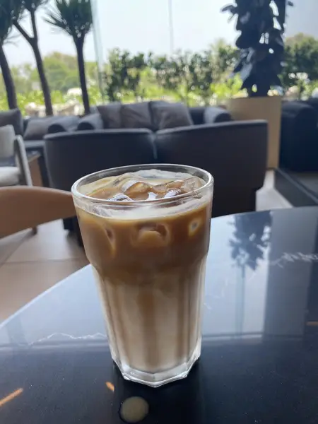  Cafe Z