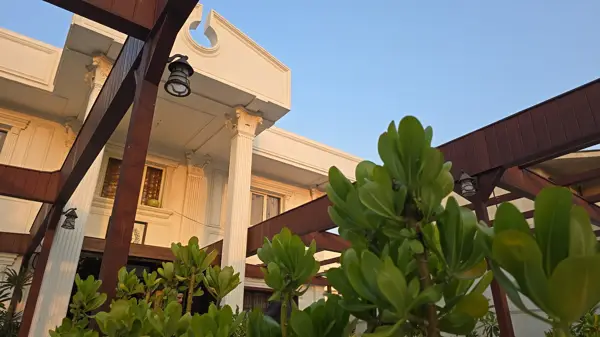  رستوران آناناس توران