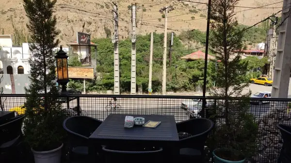 کافه دنج