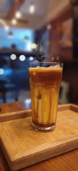  Flora Cafe Fuman کافه فلورا فومن hollyflora.ir