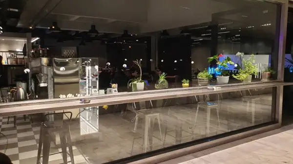 Art Cube Café Gallery
