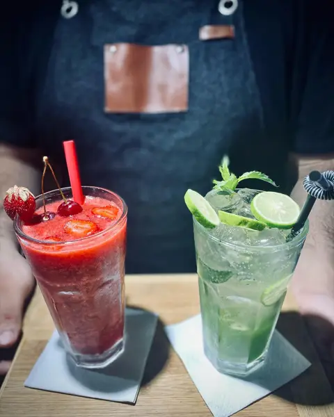  Ario CafeRestaurant