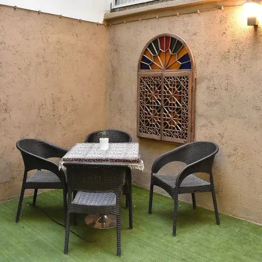  صندلی خصوصی (داخل اتاق)