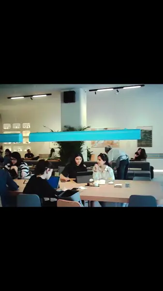  کافه و بیکری پراگ سعادت‌آباد (Prague)