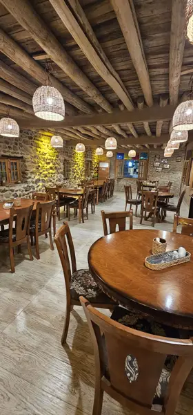 رستوران سنتی شاهان