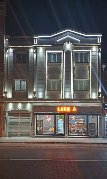  Life Cafe
