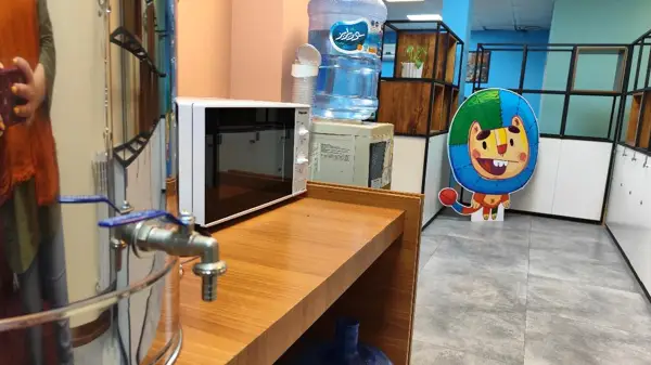 آشپزخانه اشتراکی صندلی اشتراکی