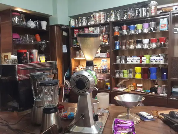  کافه میلان