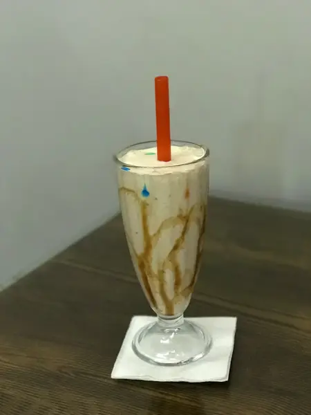  کافه نزدیک