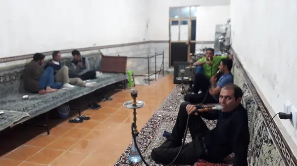  قهوه خانه رحمان آقایاری