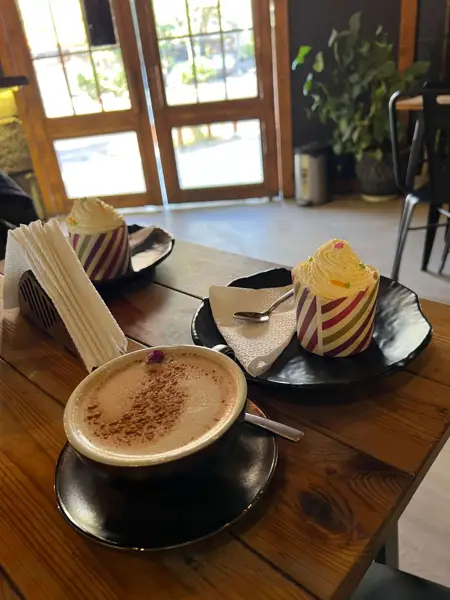  KRB cafe - کافه کی آر بی شعبه مفتح