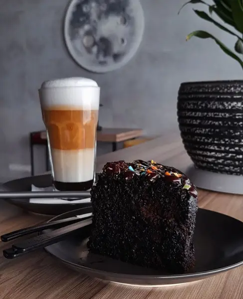  کافه روشن Coffee Roshan