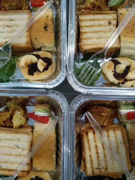  Cafe U کافه یو