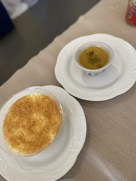  کافه و رستوران دووچ کنگان