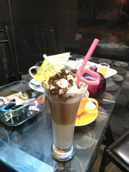 کافیشاپ کافه چی