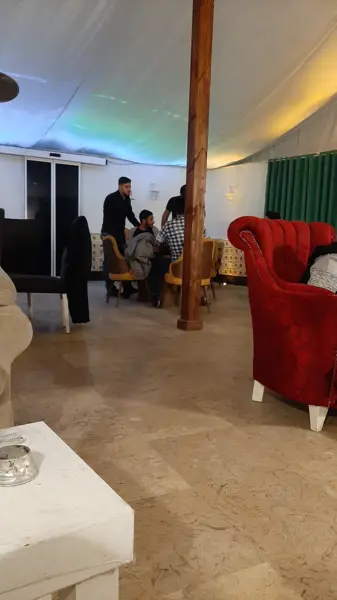 کافه رستوران فانوس