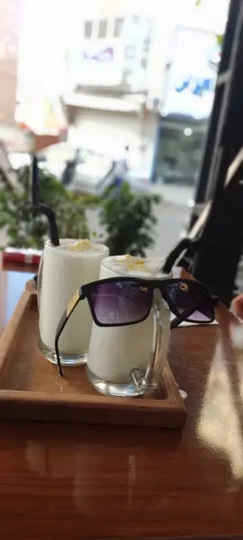  Flora Cafe Fuman کافه فلورا فومن hollyflora.ir