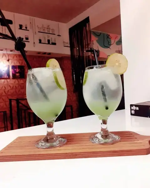  کافه اهورا