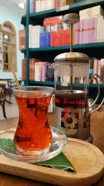  کافه کتاب هنگام