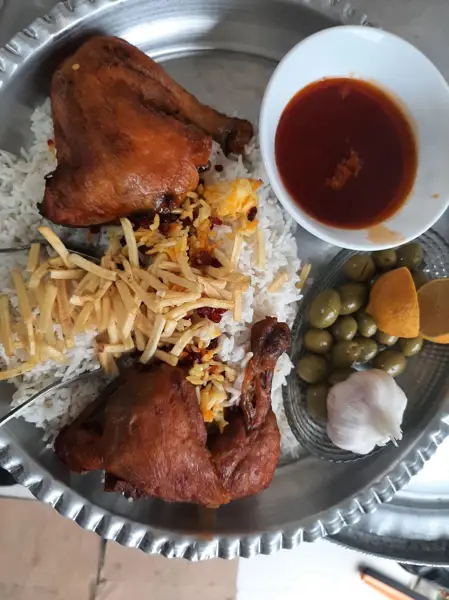  غذا خوری محمودکیهانی