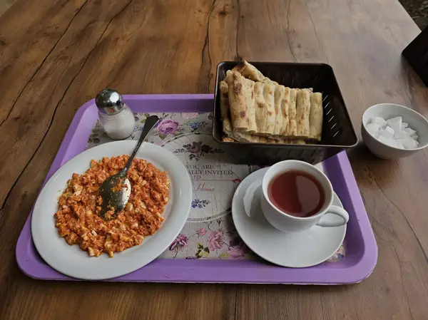  Alba Art Café