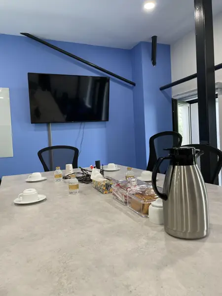 سرویس پذیرایی اتاق (شرقی)