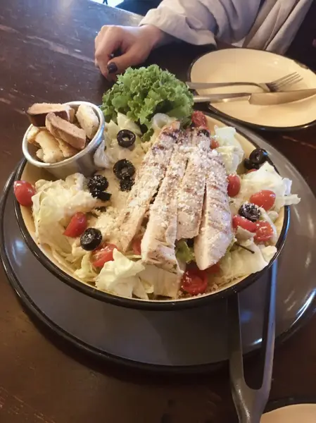  کافه رستوران آرتیست پلاس