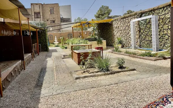  کافی شاپ شبدیز