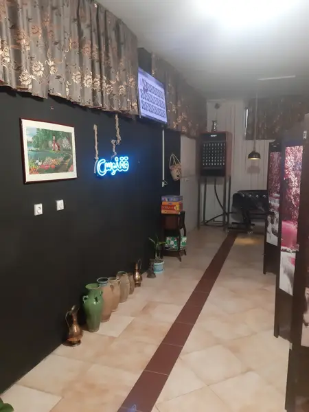  کافه ققنوس گلپایگان