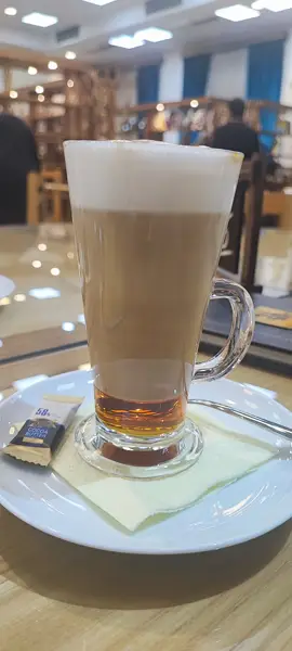  کافه کتاب غدیر