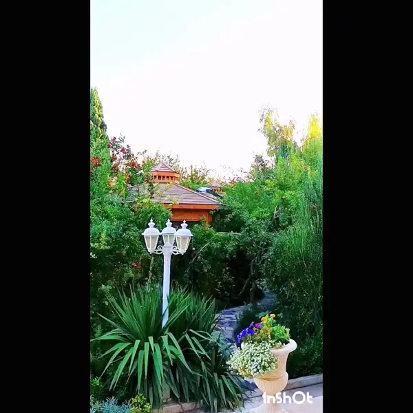  باغ رستوران نقش جهان