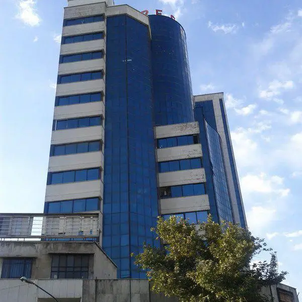 برج شیشه ای سفیر