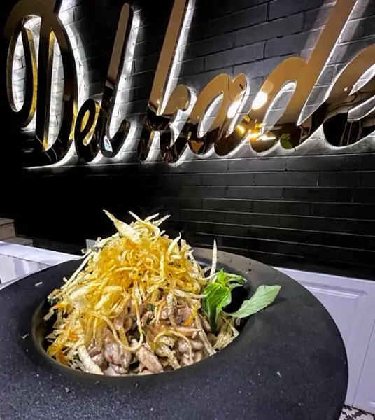  Delkadeh Cafe
