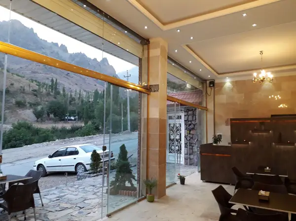  کافه فود مهر و ماه
