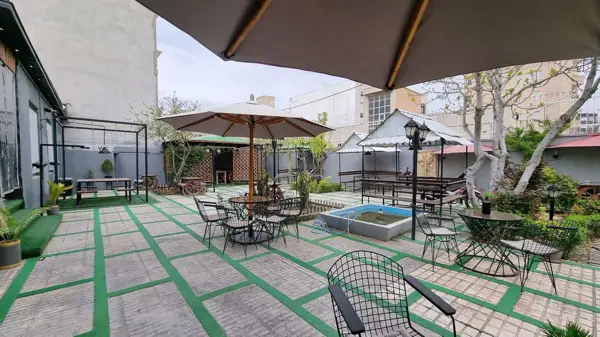  کافه رستوران لوتوس