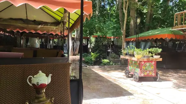  رستوران باغبان