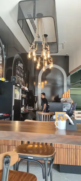 Cafe viuna کافه ویونا